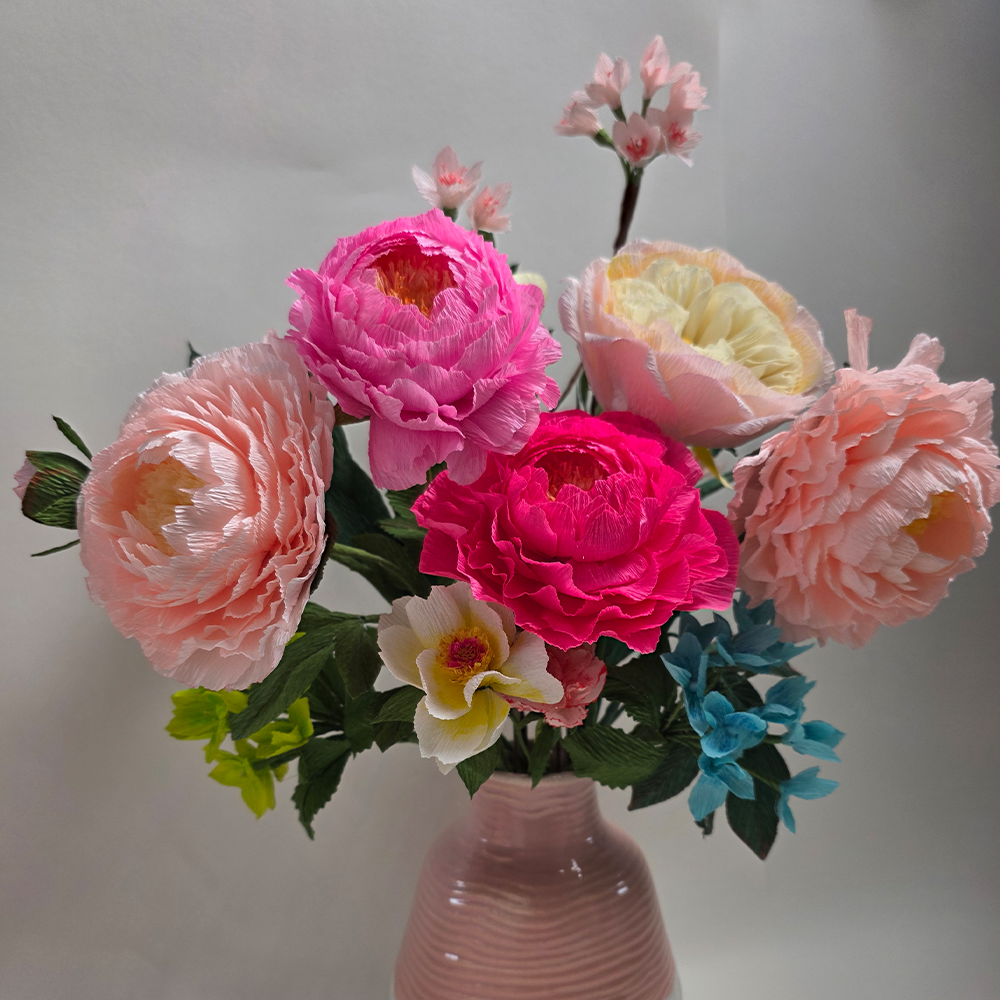 Blooming Harmony Vase – Handmade Paper Flower Arrangement
