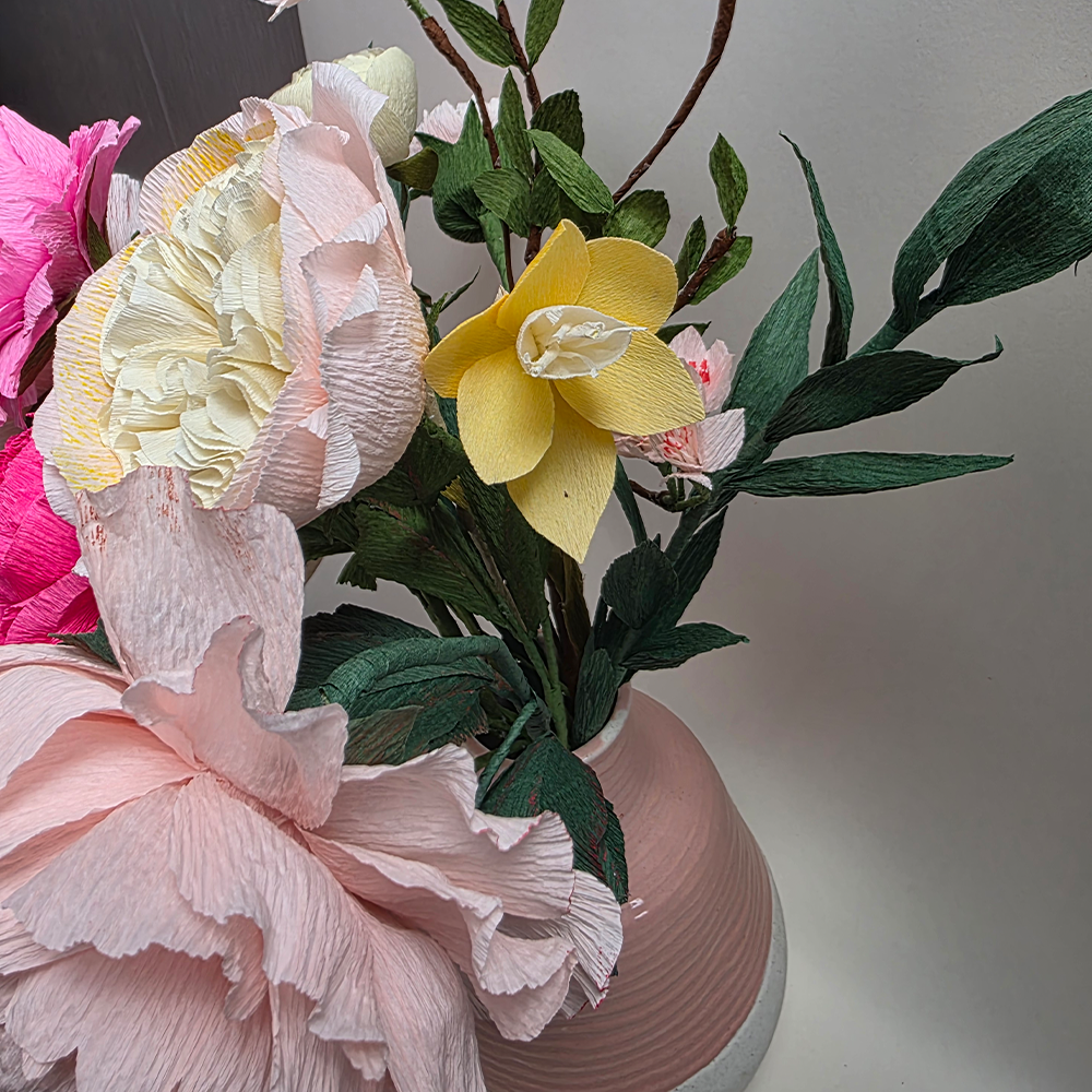 Blooming Harmony Vase – Handmade Paper Flower Arrangement