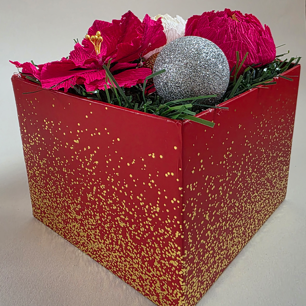 Festive Bloom Box – Red &amp; White Christmas Edition